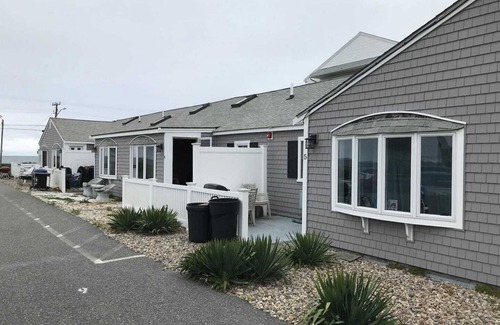 Dennis Port Copropriété | Warm and inviting 2 bedroom condo just steps from the Beach. Seaside 2 BR Condo