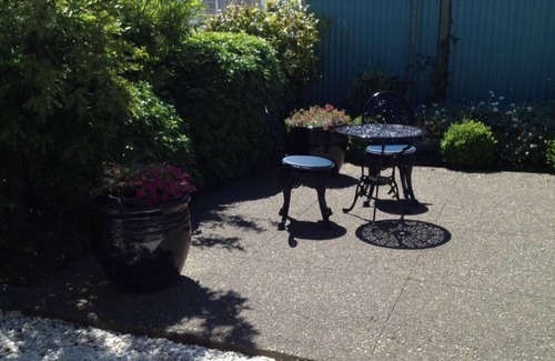 Invercargill Cottage | Warm Cottage by the Village. Windsor Invercargill
