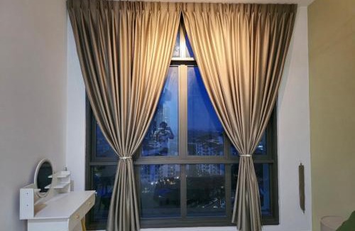 Central District Appartement | Warm Heart Stay 温欣居Sky88 4Guests 2Bed2Bath