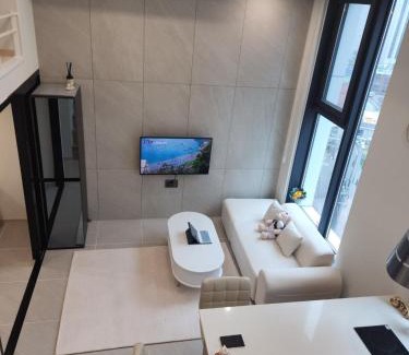 Eulji-ro Appartement | Warm house, new building, Dongdaemun History & Culture Park Station