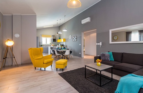 Jursici Villa | Villa chaleureuse, ensoleillée, privée et familiale
