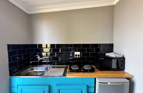 Grabouw Maison | Warm & Welcoming Cottage - Your Perfect Getaway