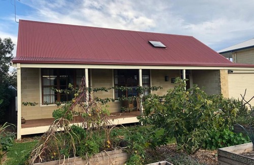 Hastings Maison | Warrangine Bay View Retreat, Mornington Peninsula