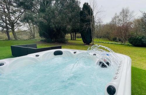Woodham Walter Maison | Warren Lodge