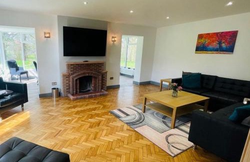 Woodham Walter Maison | Warren Lodge