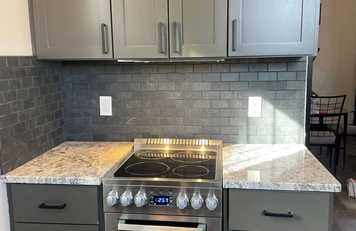 Waseca Maison | Waseca Haven: Your Modern, Renovated Furnished Retreat