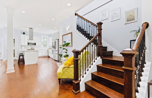 Takoma Maison | Washington DC Retreat! Elegant, Sunlit, Renovated Open-Plan Home
