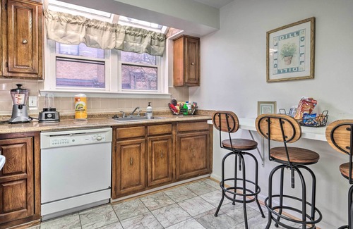 Fort Lincoln Maison | Washington DC Townhome 4 Mi to National Mall!