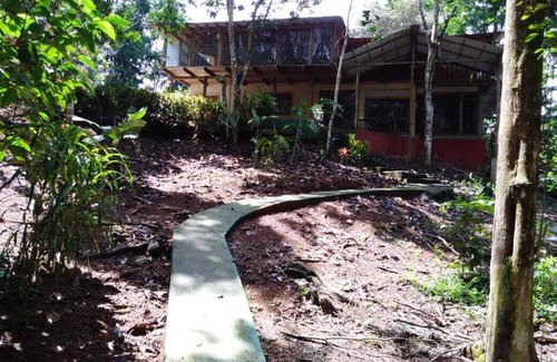 Platanillo Maison | Cascades Maison à l'intérieur dans la forêt des pluies