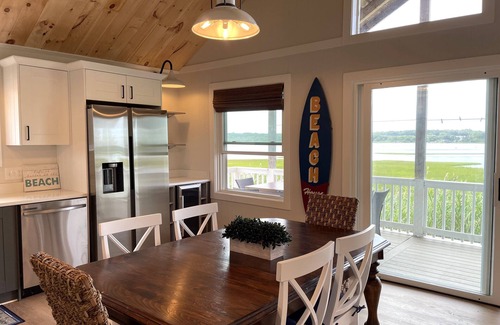 Westerly Maison | Watch Hill/Misquamicut/Weekapaug Renovated w Views, AC, Beach, WIFI, Memories!