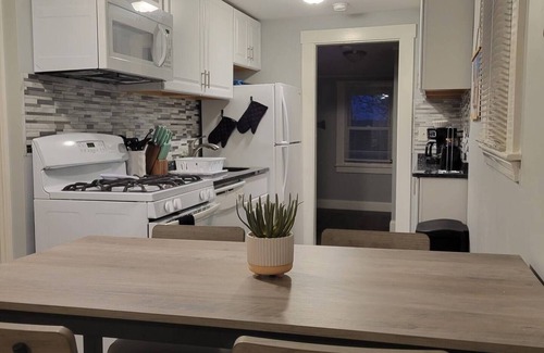 Salisbury Beach Appartement | Watch the Sunrise with coffee