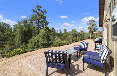 Payson Maison | Watching Wildlife: Private Oasis for 4 w/ Patio, BBQ & Parking. Step Inside!