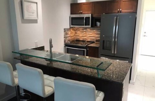 Toronto Entertainment District Copropriété | Water front condo/ripleys/scotia centre