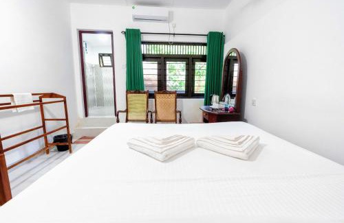Anuradhapura Maison | Water Front Home Stay and Resort