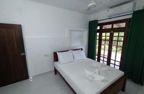 Anuradhapura Maison | Water Front Home Stay and Resort