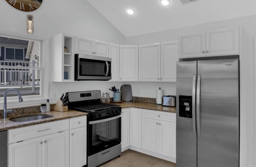 Ortley Beach Maison | Water front with Hot tab !!! Enjoy Jersey short summer