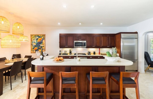 Venetian Road Settlement Villa | Water front, with amazing elevated views, pool, flamingoes, private and quiet