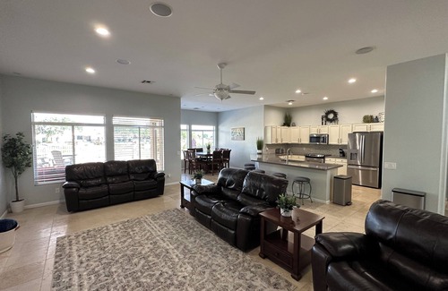 Ocotillo Maison | Water/Golf Course Backyard | Heated Pool Included in Price | Modern 3 bedroom