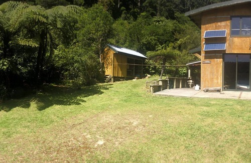 Queen Charlotte Sound Maison | Water Pistoll - Véritable Bach Beachfront