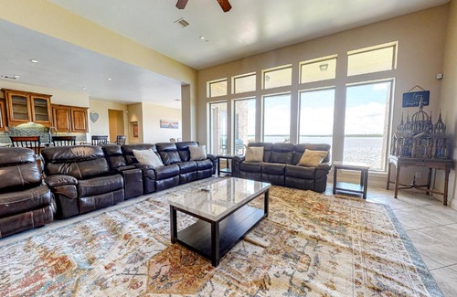 Lake Houston Maison | Water's Edge
