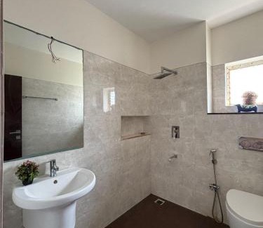 Kanathur Appartement | Water's egde service apartment