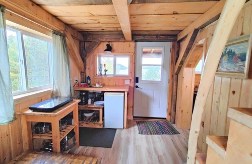 Washagami Cabine | Water Tower at Pine Falls Lodge