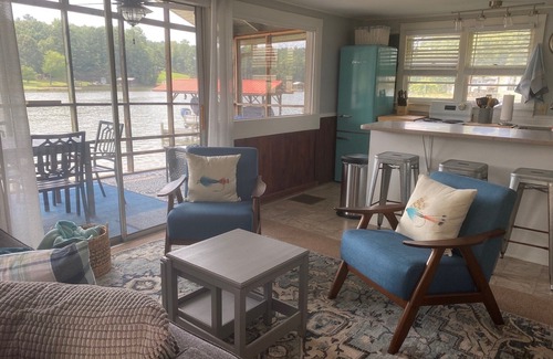 Greenwood Maison | Water Views Everywhere - Lake Front Cottage with Private Dock and Boat Ramp