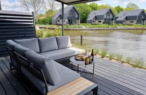 Balk Maison | Water Villa in Balk with Private Jetty