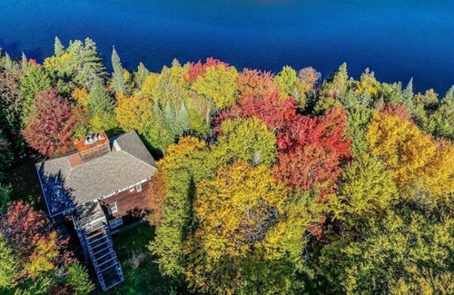 Saint-Faustin-Lac-Carre Cottage | GORGEOUS WATERFRONT CHALET: LONG TERM RENTAL AT DISCOUNTED RATE