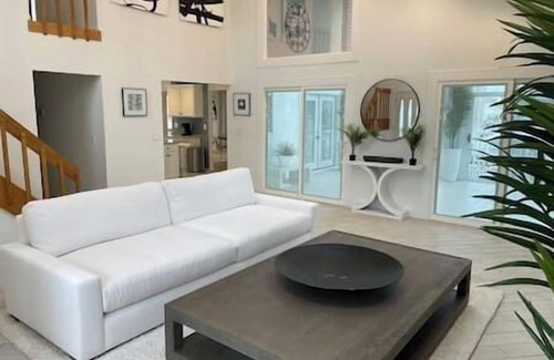 Osbornsville Maison | Waterfront 1BR Home in Brick w/ Swimming Pool