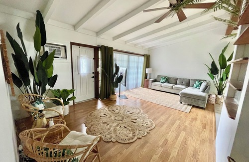 Lauderdale Isles Maison | Waterfront 2-bedroom house with boat dock & Ocean Access