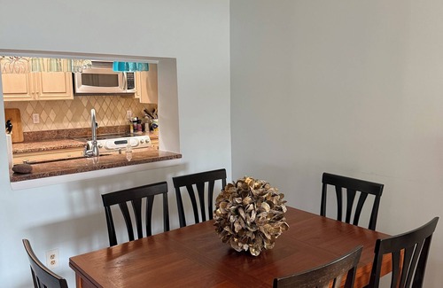 Eastport Copropriété | Waterfront 2-bedroom condo in Eastport, Annapolis with private parking