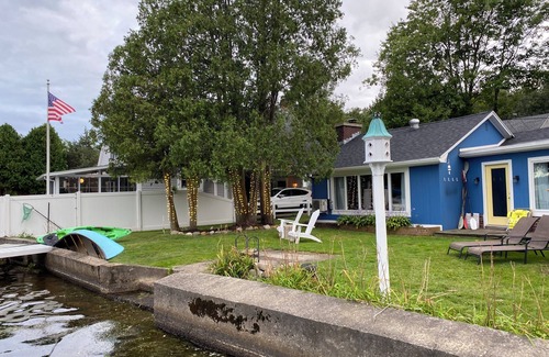 Amesbury Appartement | waterfront 2-bedroom with private dock!