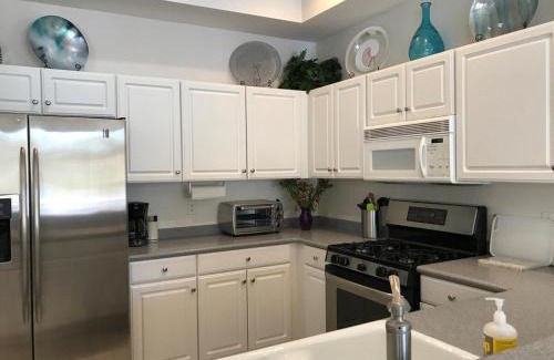 McCormick Ranch Maison | Waterfront-2nd Flr-3br-fireworks-private-gated