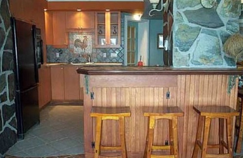 Pincourt Copropriété | Au bord de l'eau appartement lakefront