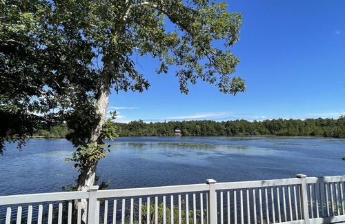 Galloway Cabine | Waterfront Bungalow nightly panoramic view of our illuminated covered Bridge