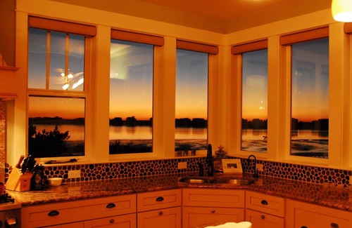 Lincoln City Maison | BORD DE L'EAU Bungalow ... VUES, VUES, VUES!