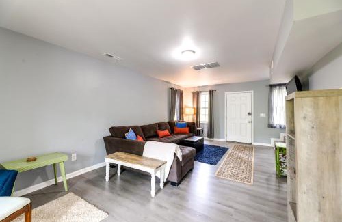 Burgaw Maison | Waterfront Burgaw Vacation Rental with Private Yard!