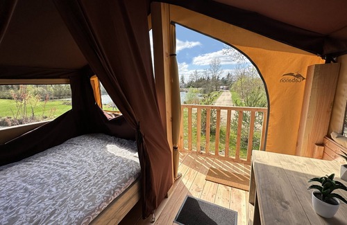 Gravon Cabine | Waterfront cabin on stilts