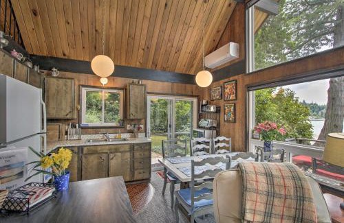 Gig Harbor Maison | Waterfront Cabin with Fire Pit in Gig Harbor!