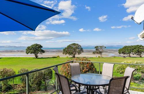Snells Beach Maison | Waterfront Charm - Snells Beach Holiday Home