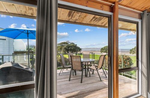 Snells Beach Maison | Waterfront Charm - Snells Beach Holiday Home