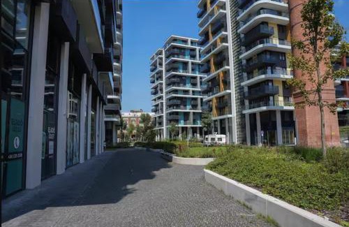 Obuda Appartement | Waterfront City apt Buda Hills Views&Free parking