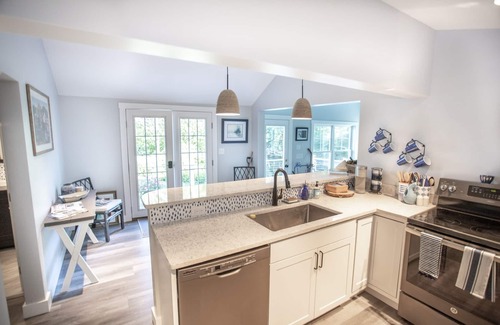 Kennebunk Maison | Waterfront Coastal Cottage in Kennebunk, Maine