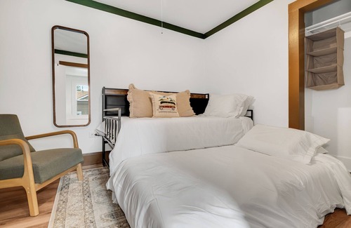 Wilmington Appartement | Waterfront condo and Whiteface Mountain Views