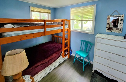 Greater Napanee Cottage | WATERFRONT COTTAGE IN GREATER NAPANEE UNIT C4305 County road 9,GreaterNapanee