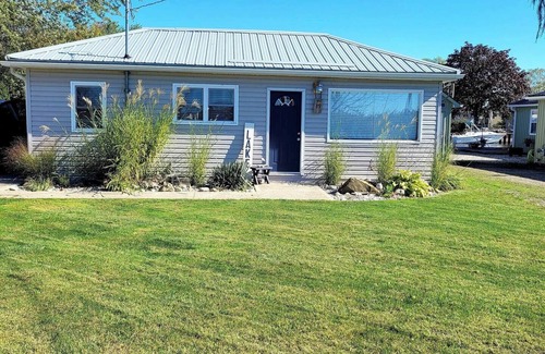 Harwich Cottage | Waterfront Cottage w/ boat dock