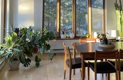 Rawdon Maison | Waterfront cottage with panoramic view