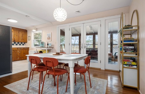 Burdett Maison | Waterfront Cottage with Hot Tub on Seneca Lake FLX Wine Trail