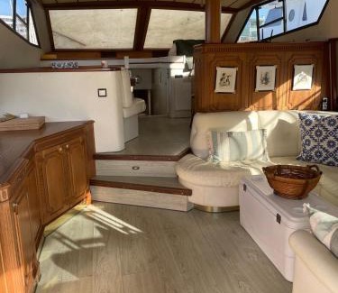 Sant Adria de Besos Location De Bateaux | Waterfront Cozy two bedrooms